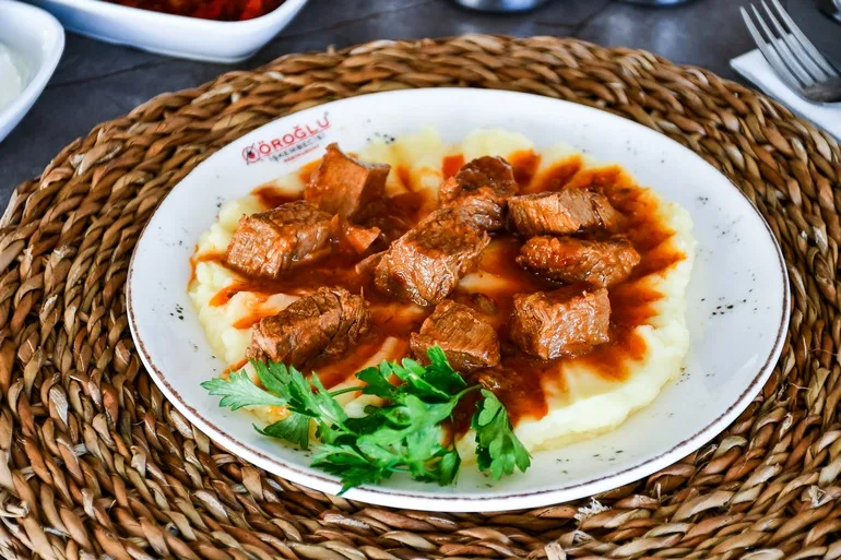 Püreli Kebap