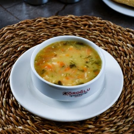 Tavuk Suyu Çorbası